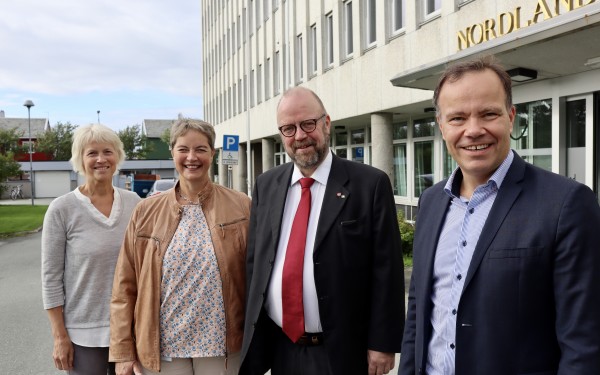 Fra venstre; Iselin Marstrander (Nordlandsforskning), Hanne Solheim Hansen (Nord universitet), Geir Waage (Rana kommune) og Tomas Norvoll (nordland fylkeskommune).