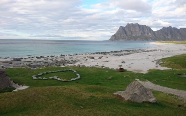 Havforsuring i kystnære områder er et problem som krever økt fokus. På bildet et kystnært område i Vestvågøy i Lofoten. Foto: Halvor Dannevig